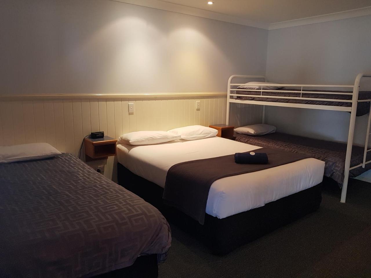Dirranbandi Motor Inn 외부 사진